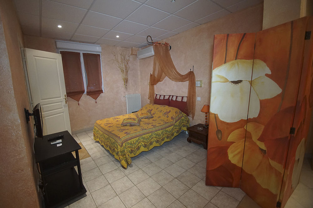 Hôtel Le Derby Cagnes-sur-Mer Exterior foto