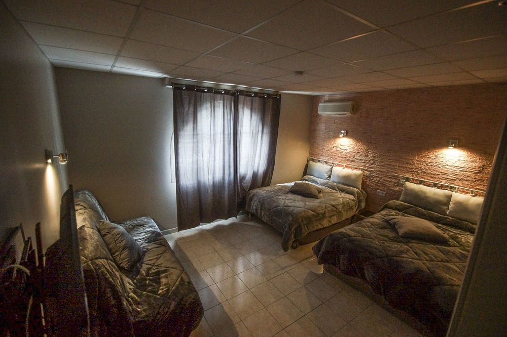 Hôtel Le Derby Cagnes-sur-Mer Exterior foto